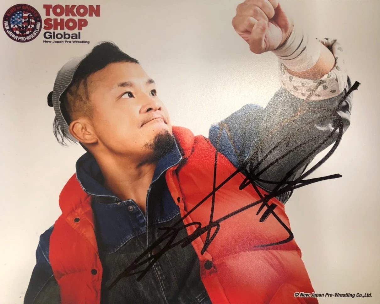 Autographed KUSHIDA Portrait 2022 08 TSG Watch Pose - Image 2
