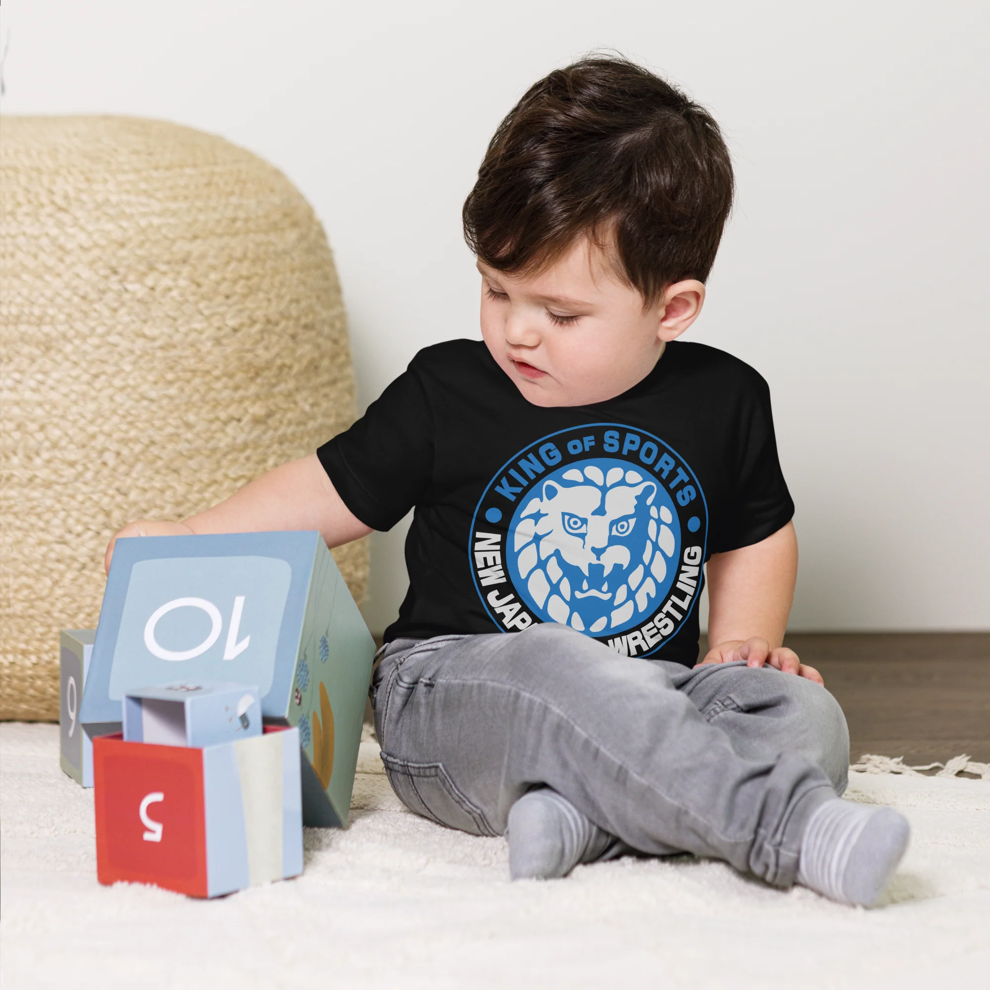 Lion Mark Kids T-shirt (Blue and White) - Image 10